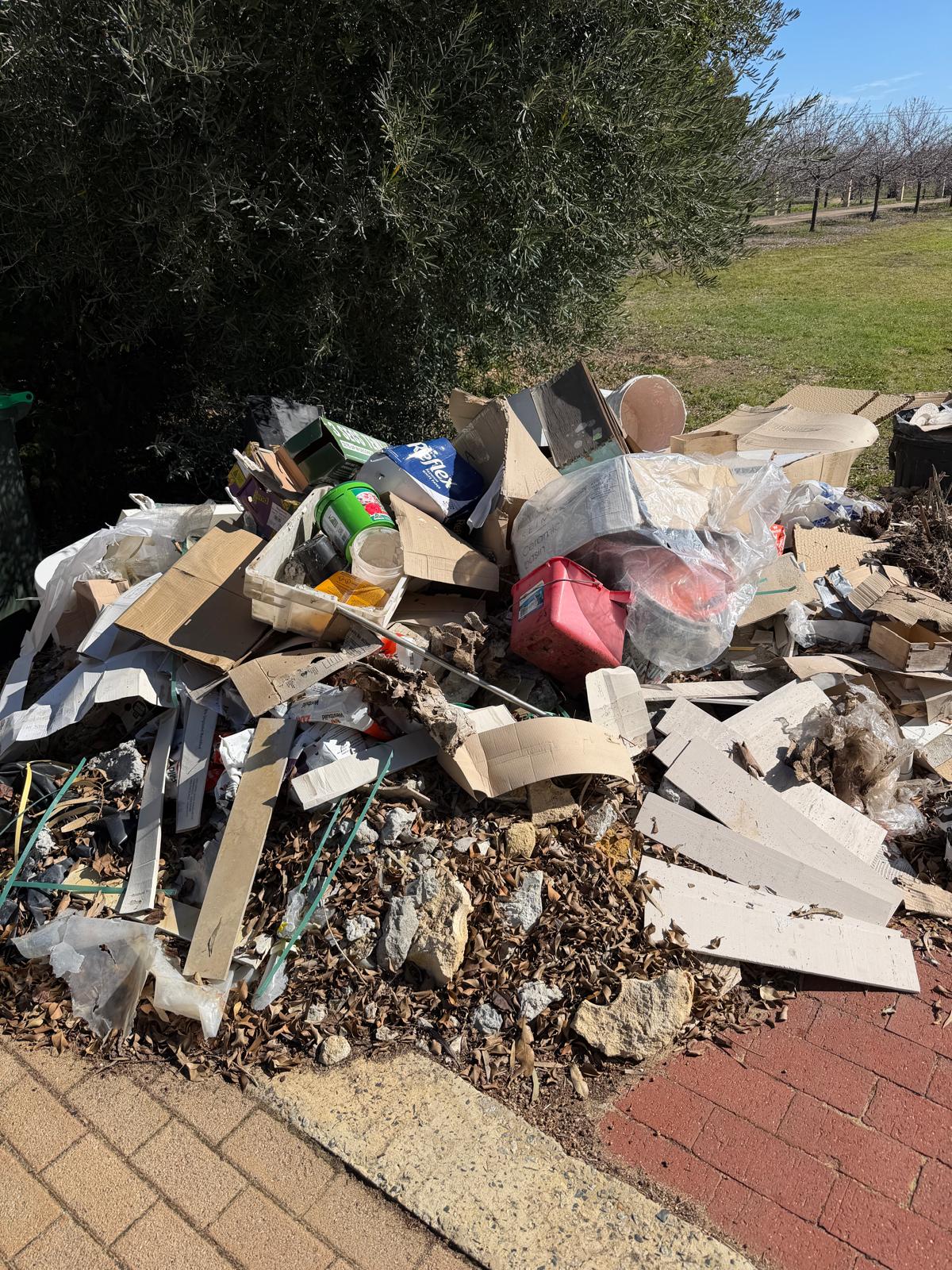 Perth Green Waste & Garden Clearouts: Mulching, Branch Cutting & Eco-Disposal